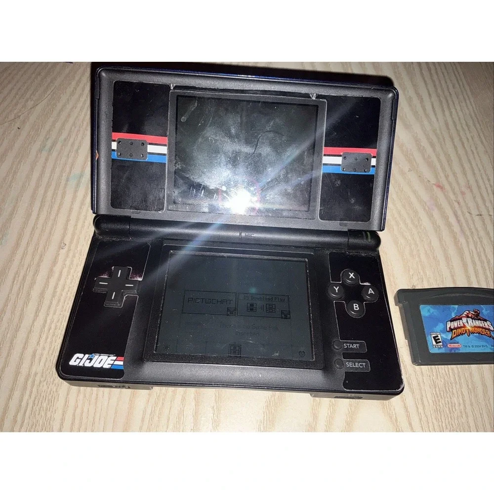 Nintendo Ds‎ Works But Has A Wet Scream Works Perfect Tho Game Included